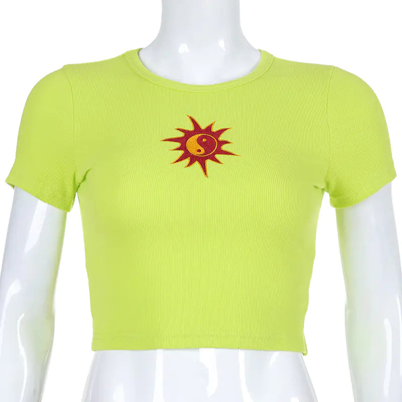 2020 Women's Fashion Crop Top Embroidered T-Shirt