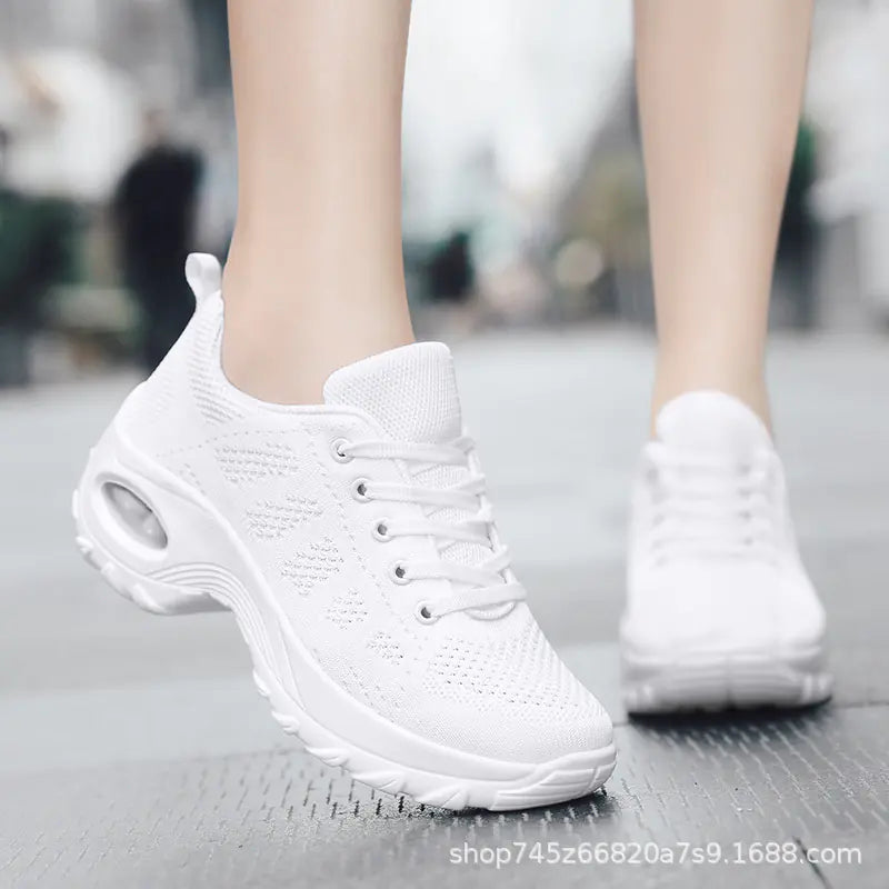 Black Yang Liping Dance Shoes - Comfortable Mid-Heel