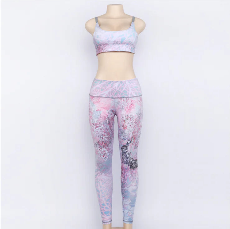 Printed Crop Top and Leggings Fitness Set