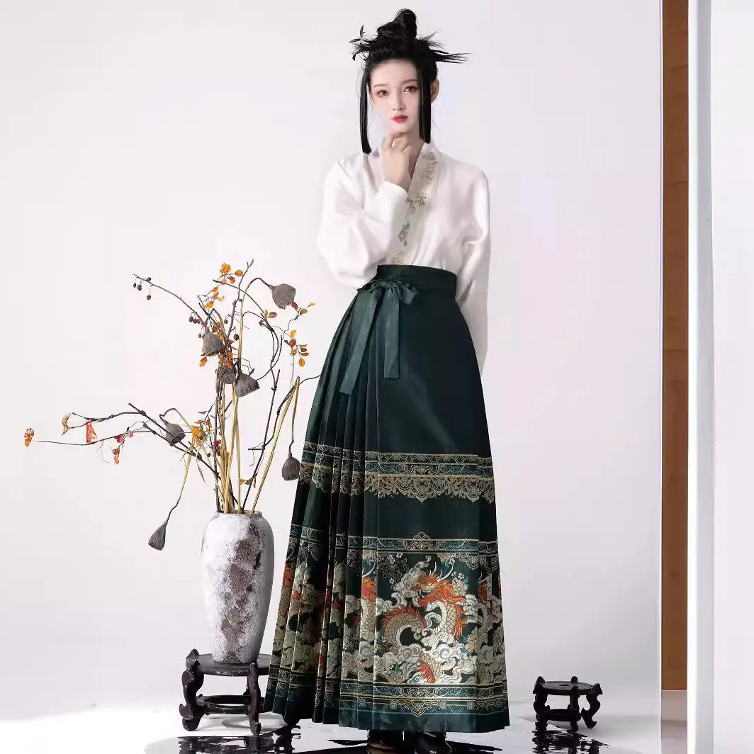 "Su Yu Hua Chang Dragon Dance Hanfu Skirt for Women"